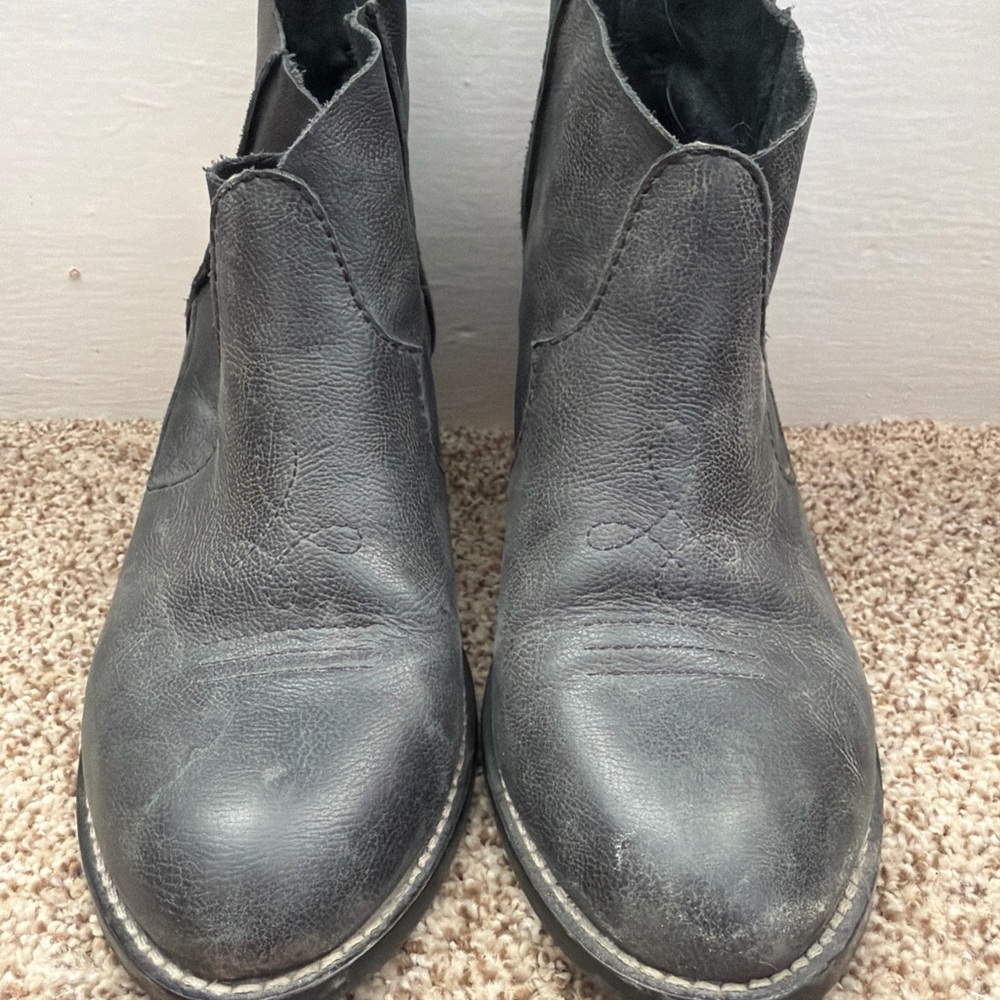 Kelsi Dagger Brooklyn Women's Black Slip On Ankle Boots Western Size 8.5